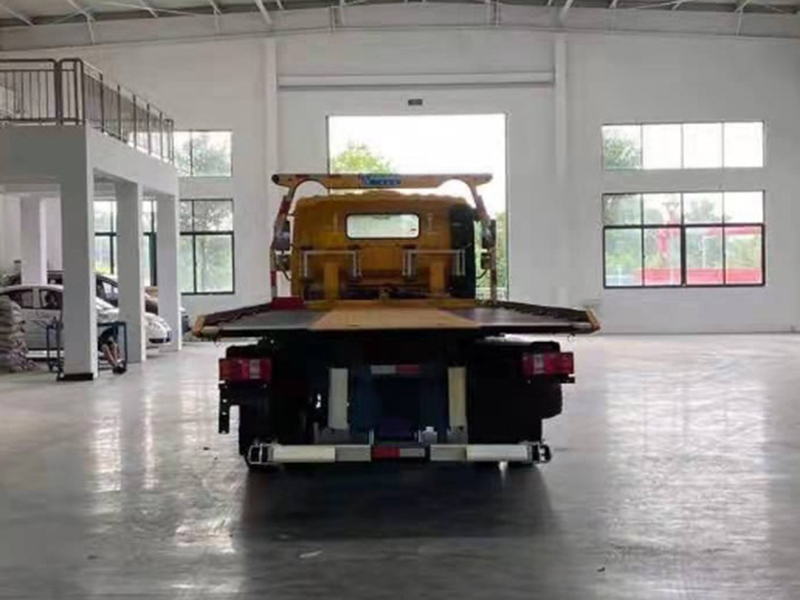 豪沃4500軸距精品清障車